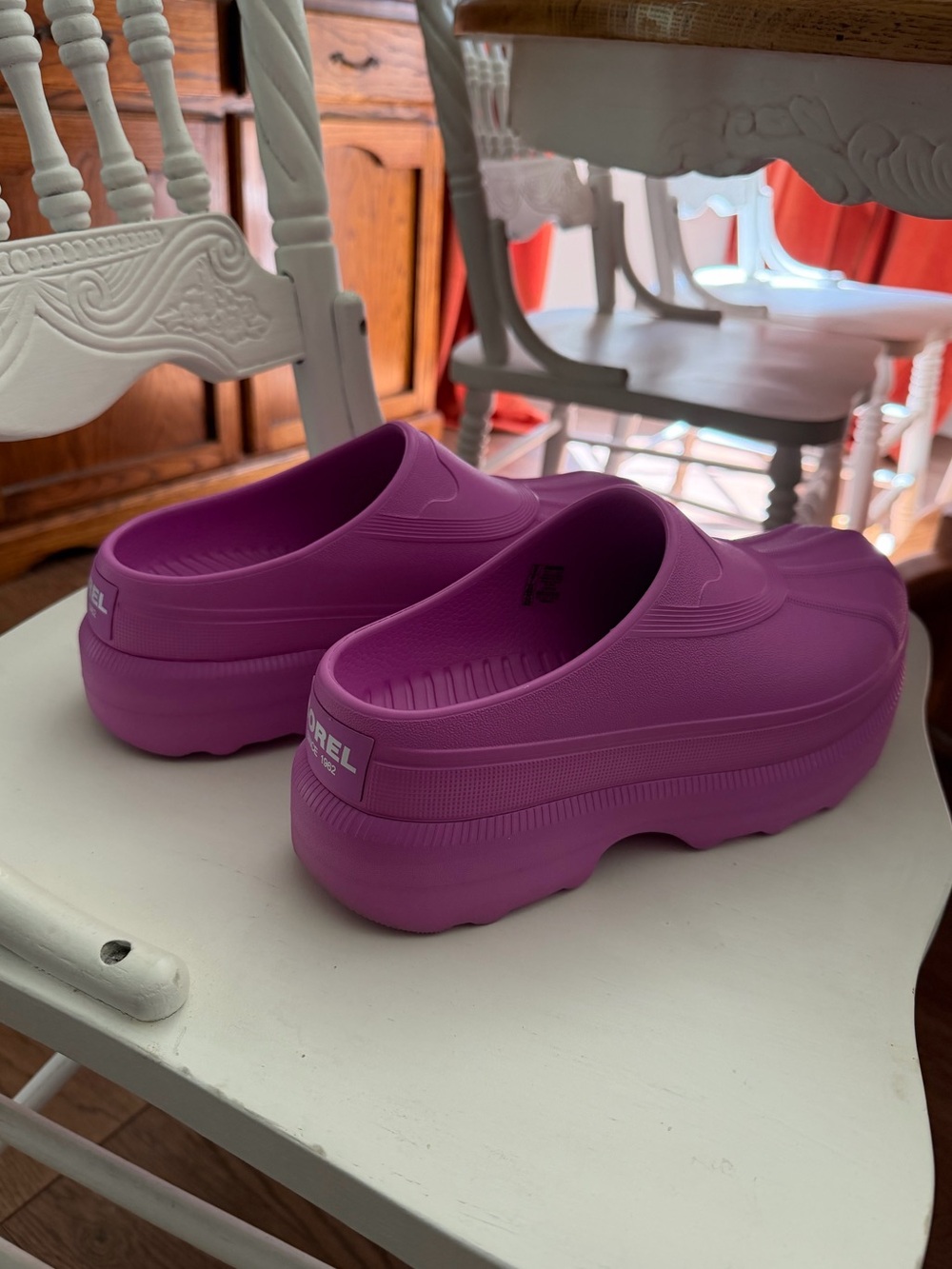 Sorel Fuschia Platform Clogs Slip-On Mules